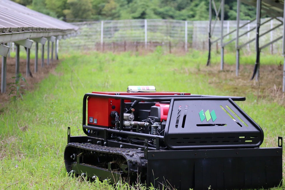 commerical lawn mower