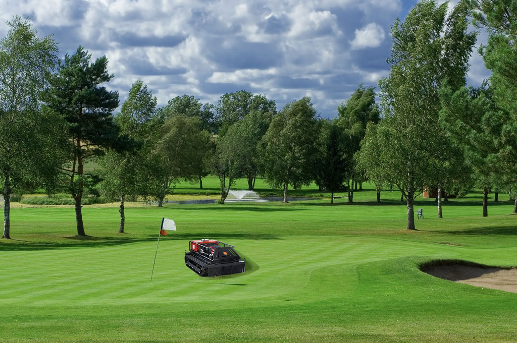 golf course mower